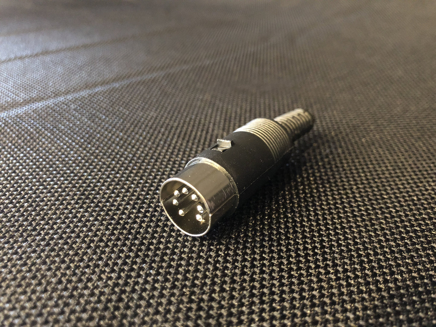 7 pin Round DIN Connector